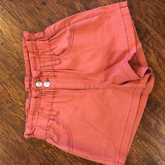 Paper bag orange shorts - Picture 2 of 5